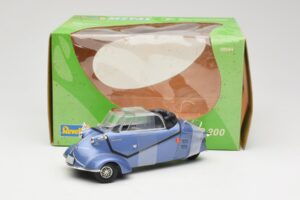 Messerschmitt KR200 Blå Revell 1:18 08944 Metal — billede 6 af 6