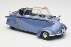 Messerschmitt KR201 Roadster Blå Revell 1:18 08966 Metal — billede 6 af 8
