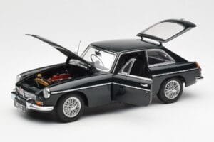 MGB GT Mk2 Coupe Racing Grøn AUTOart 1:18 76602 Metal — billede 2 af 8