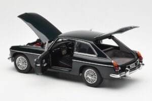 MGB GT Mk2 Coupe Racing Grøn AUTOart 1:18 76602 Metal — billede 5 af 8