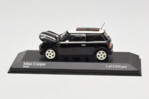 MINI Cooper R50 Sort Minichamps 1:43 431138101 Metal — billede 2 af 5