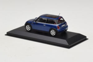 Mini Cooper Cabriolet Blå Minichamps 1:43 80420309092-R1 Metal — billede 3 af 5