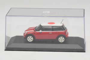 Mini Cooper Rød Med Japansk Flag Minichamps 1:43 80420309024-R1 Metal — billede 4 af 5