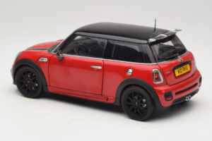 Mini Cooper John Cooper Works R56 Rød & Sort Kyosho 1:18 80430419909 Metal — billede 7 af 8