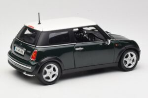 Mini Cooper Mk7 Grøn Maisto 1:18 7271336 Metal — billede 3 af 8