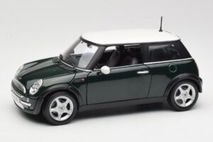 Mini Cooper Mk7 Grøn Maisto 1:18 7271336 Metal