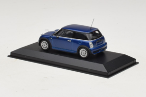 Mini Cooper One R50 Aero Blå Minichamps 1:43 431138270 Metal — billede 3 af 4