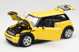 Mini Cooper One R50 Aerodynamikpakke Gul Kyosho 1:18 80430148553 Metal — billede 2 af 8