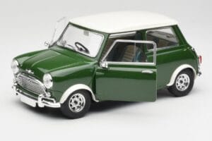 Mini Cooper S British Racing Grøn & Old English Hvid Solido 1:18 8021 Metal — billede 2 af 8