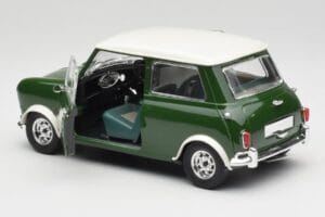 Mini Cooper S British Racing Grøn & Old English Hvid Solido 1:18 8021 Metal — billede 5 af 8