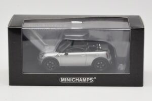 Mini Cooper S R57 Cabriolet Sølv Minichamps 1:43 431138830 Metal — billede 4 af 6
