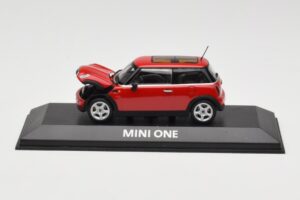 Mini One R50 Rød Med Rødt Tag Minichamps 1:43 MINI001 Metal — billede 5 af 5