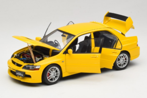 Mitsubishi Lancer Evolution IX GSR Gul AUTOart 1:18 77192 Metal — billede 2 af 8