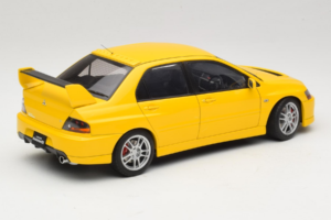 Mitsubishi Lancer Evolution IX GSR Gul AUTOart 1:18 77192 Metal — billede 3 af 8