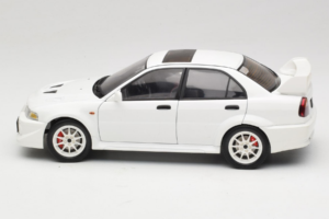 Mitsubishi Lancer Evo VI Tommi Makinen Edition Hvid AUTOart 1:18 77157 Metal — billede 4 af 8