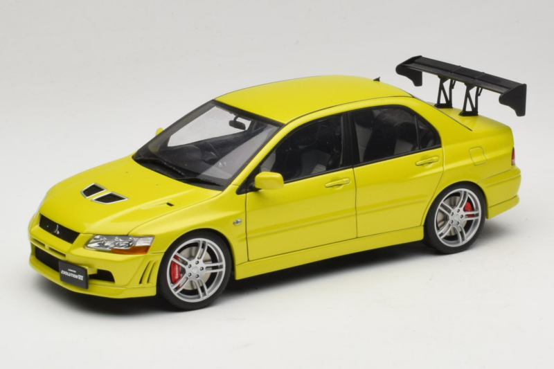 Mitsubishi Lancer Evo VII Mustard Yellow AUTOart 1:18 77166 Metal