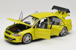 Mitsubishi Lancer Evo VII Mustard Yellow AUTOart 1:18 77166 Metal — billede 2 af 8