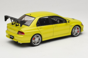 Mitsubishi Lancer Evo VII Mustard Yellow AUTOart 1:18 77166 Metal — billede 3 af 8