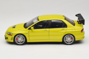 Mitsubishi Lancer Evo VII Mustard Yellow AUTOart 1:18 77166 Metal — billede 4 af 8