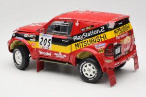 Mitsubishi Pajero Rallye Raid #205 Paris-Dakar Rally 2001 Solido 1:18 9022 Metal — billede 7 af 8