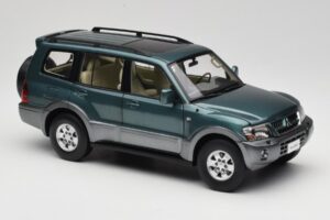 Mitsubishi Pajero V73 Grøn YC Model 1:18 241218040101010215 Metal — billede 6 af 8