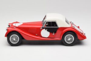 Morgan 4/4 Plus Competition Hardtop Rød Kyosho 1:18 08114R Metal — billede 4 af 8
