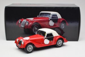Morgan 4/4 Plus Competition Hardtop Rød Kyosho 1:18 08114R Metal — billede 8 af 8