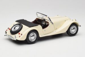 Morgan 4/4 Series II Hvid Kyosho 1:18 08111W Metal — billede 3 af 8