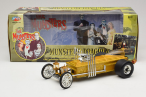 Munsters Dragula Movie Car Joyride 1:18 33266 Metal — billede 8 af 8