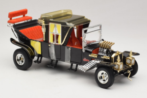Munsters Koach Sort ERTL 1:18 33036 Metal — billede 4 af 6
