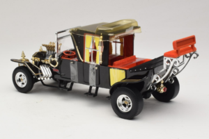 Munsters Koach Sort ERTL 1:18 33036 Metal — billede 5 af 6
