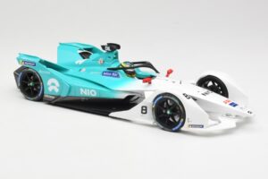 NIO 004 Team NIO #8 T. Dillmann Formula E Season 5 2019 Minichamps 1:18 114180008 Metal — billede 4 af 6