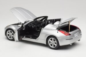 Nissan 350Z Z33 Roadster Diamond Sølv AUTOart 1:18 77371 Metal — billede 5 af 8