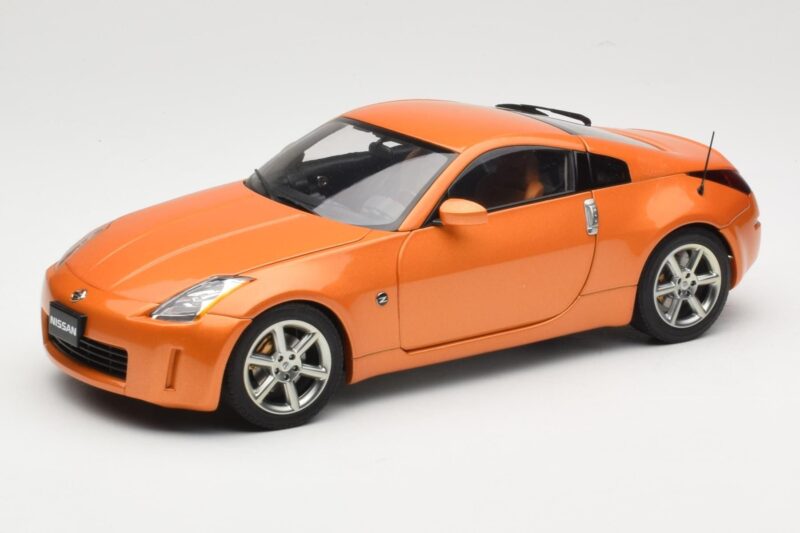 Nissan 350Z Z33 Sunset Orange AUTOart 1:18 77312 Metal