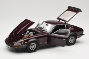 Nissan Fairlady 240Z-G S30 Bordeauxrød Kyosho 1:18 08212M Metal — billede 2 af 8