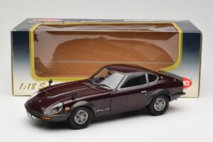 Nissan Fairlady 240Z-G S30 Bordeauxrød Kyosho 1:18 08212M Metal — billede 8 af 8