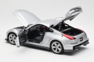 Nissan Fairlady Z Z34 NISMO Type 380RS Sølv AUTOart 1:18 77401 Metal — billede 5 af 8