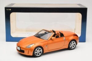 Nissan Fairlady Z Z33 Roadster Sunset Orange AUTOart 1:18 77377 Metal — billede 8 af 8