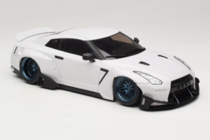 Nissan GT-R R35 Boost Wars 2 Hvid Jp Kraemo 1:18 KRAEMO001 Metal — billede 5 af 7