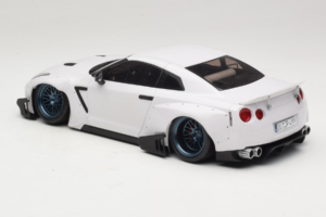 Nissan GT-R R35 Boost Wars 2 Hvid Jp Kraemo 1:18 KRAEMO001 Metal — billede 6 af 7