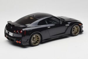 Nissan GT-R R35 Takumi Edition Midnight Purple GT Spirit 1:18 GT932 Resin — billede 2 af 6