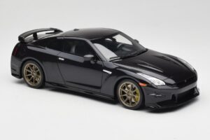 Nissan GT-R R35 Takumi Edition Midnight Purple GT Spirit 1:18 GT932 Resin — billede 4 af 6