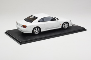 Nissan Silvia S15 Spec-S Hvid Cracked Plexi One Model 1:18 REMC034 Metal — billede 3 af 7