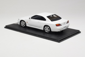 Nissan Silvia S15 Spec-S Hvid Cracked Plexi One Model 1:18 REMC034 Metal — billede 5 af 7