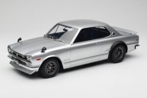 Nissan Skyline C10 2000 GT-R Sølv Otto 1:12 G094 Resin