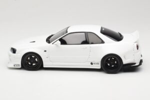Nissan Skyline GT-R BNR34 by KRC Pearl White Otto 1:18 OT1135 Resin — billede 3 af 6