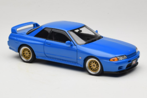 Nissan Skyline GT-R R32 V-Spec II Tuned Blå AUTOart 1:18 77415 Metal — billede 6 af 8