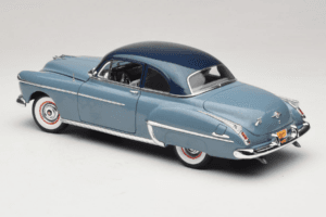 Oldsmobile 88 Blå Grease Auto World 1:18 AWSS103/06 Metal — billede 7 af 8