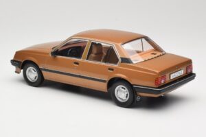 Opel Ascona C Berlina Beige Metallic MCG 1:18 MCG18459 Metal — billede 5 af 6