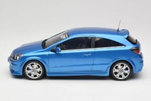 Opel Astra H OPC Arden Blue Otto 1:18 OT473 Resin — billede 3 af 6